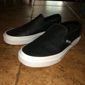 Vans Women’s slip on sneakers